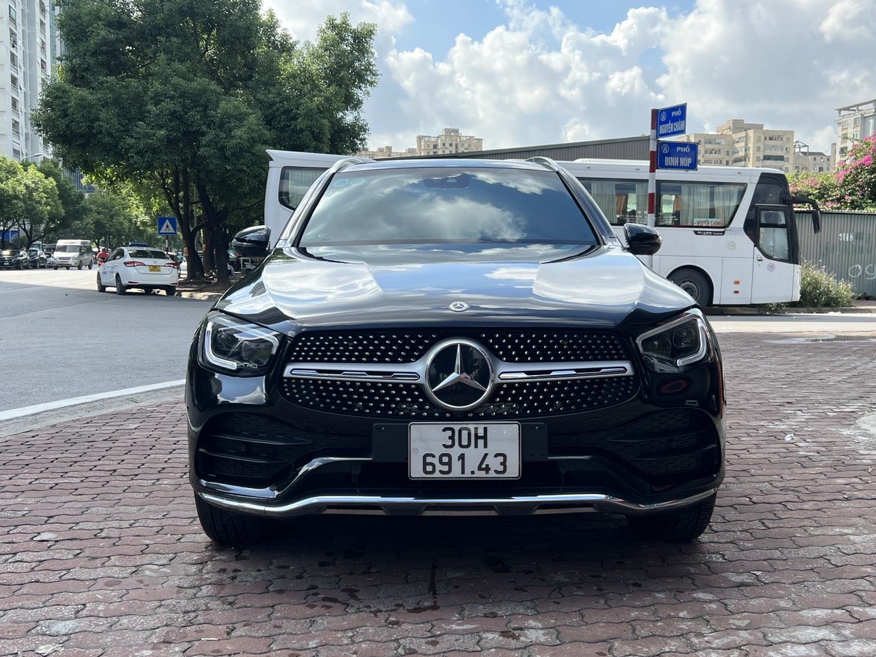 Mercedes Benz 300 4MATIC 2021 V1